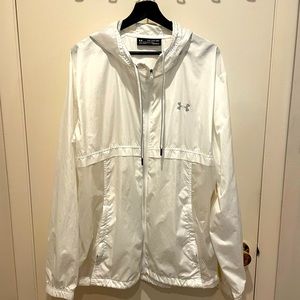 Practically new! Under Armour windbreaker hoodie. White. 2xl. Lightweight.